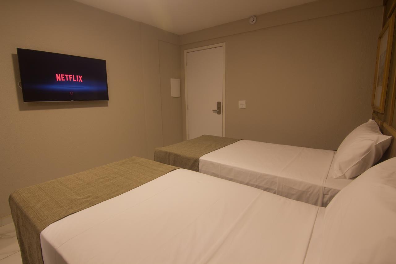 Hotel Privillege Santana do Ipanema 外观 照片